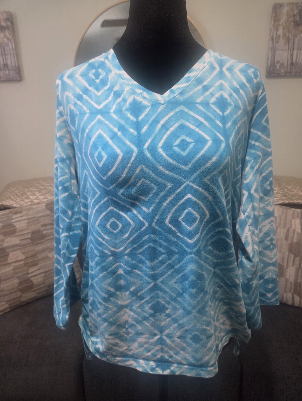 Caribbean Joe Teal & White Diamond-Print V-Neck Long Sleeve Top